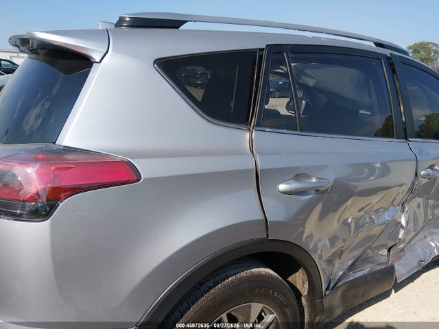 45972635 :رقم المزاد ، JTMRJREV7JD241108 vin ، 2018 Toyota Rav4 Hybrid Xle مزاد بيع