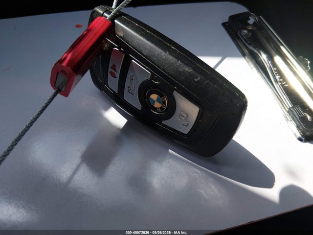 2013 Bmw 528i Xdrive მანქანა იყიდება აუქციონზე, vin: WBAXH5C52DD107574, აუქციონის ნომერი: 45972636