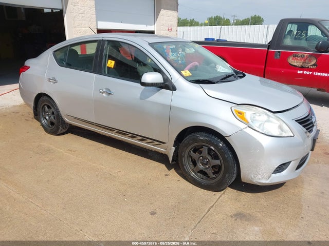 45972676 :رقم المزاد ، 3N1CN7AP9CL875557 vin ، 2012 Nissan Versa 1.6 Sv مزاد بيع