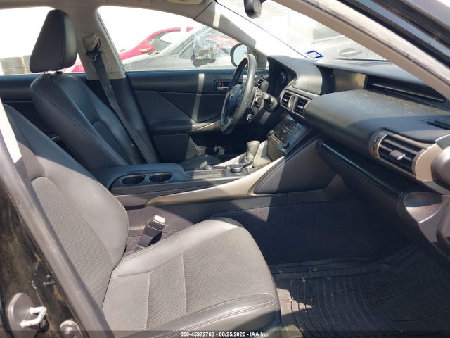 Lexus IS 250 2014 JTHBF1D24E5039742 Image 5