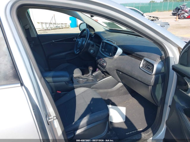 45972851 :رقم المزاد ، 5XYPG4A36HG249077 vin ، 2017 Kia Sorento 2.4l Lx مزاد بيع