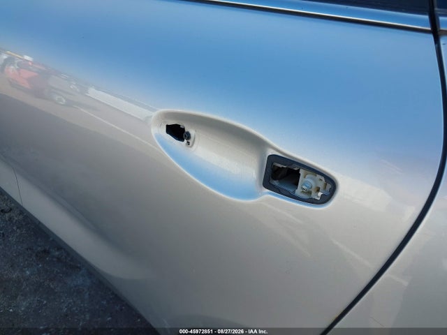 45972851 :رقم المزاد ، 5XYPG4A36HG249077 vin ، 2017 Kia Sorento 2.4l Lx مزاد بيع