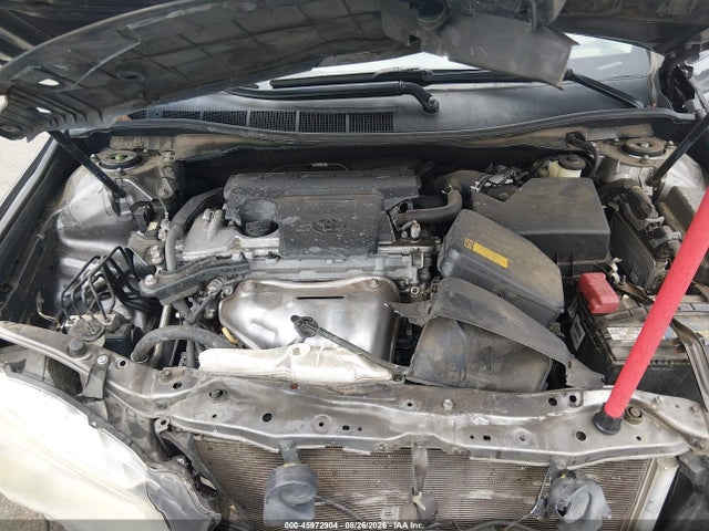 45972904 :رقم المزاد ، 4T1BF1FK5FU083119 vin ، 2015 Toyota Camry Se مزاد بيع