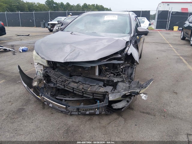 45972904 :رقم المزاد ، 4T1BF1FK5FU083119 vin ، 2015 Toyota Camry Se مزاد بيع