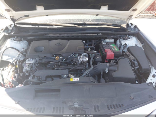 Toyota CAMRY LE 2022 4T1C11AKXNU632936 Image 10