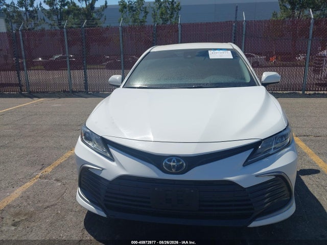 Toyota CAMRY LE 2022 4T1C11AKXNU632936 Image 12