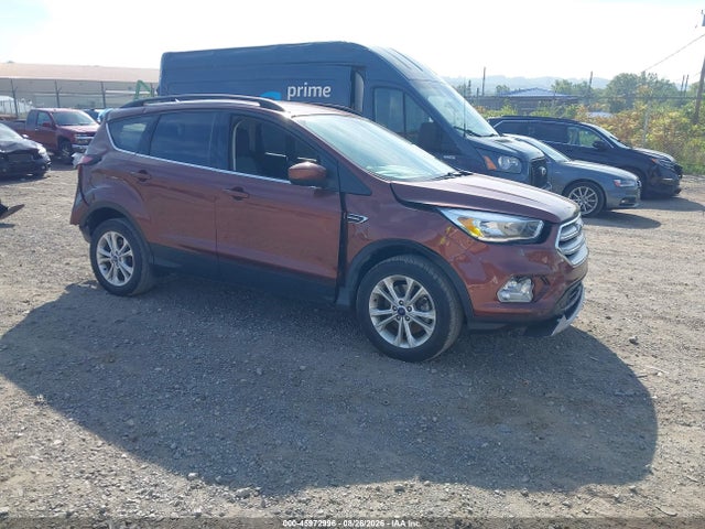 2018 Ford Escape Se მანქანა იყიდება აუქციონზე, vin: 1FMCU9GD2JUA50578, აუქციონის ნომერი: 45972996