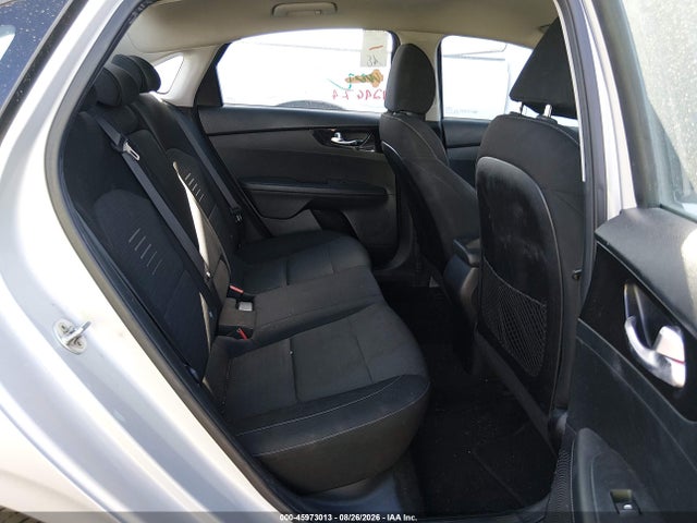 2019 Kia Forte S მანქანა იყიდება აუქციონზე, vin: 3KPF34AD3KE028282, აუქციონის ნომერი: 45973013