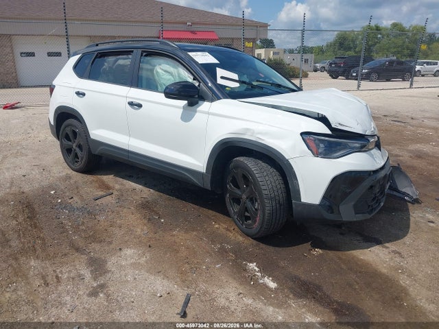 Aukcja sprzedaży 2025 Volkswagen Taos 1.5t Se Black, vin: 3VV2C7B23SM012412, numer aukcji: 45973042