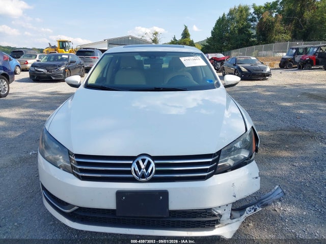 2012 Volkswagen Passat 2.5l Se მანქანა იყიდება აუქციონზე, vin: 1VWBP7A31CC094539, აუქციონის ნომერი: 45973053