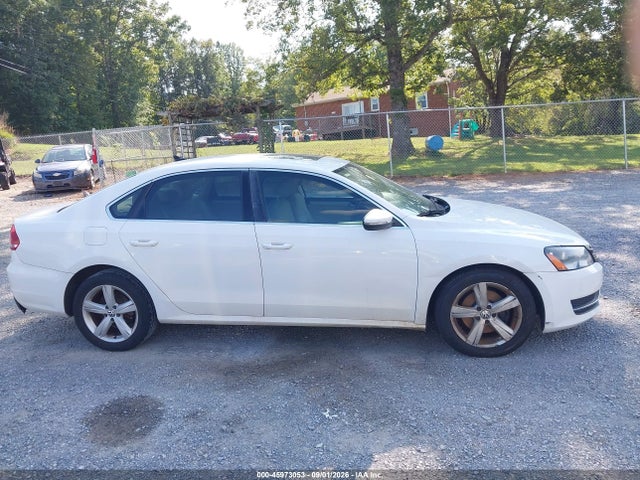 2012 Volkswagen Passat 2.5l Se მანქანა იყიდება აუქციონზე, vin: 1VWBP7A31CC094539, აუქციონის ნომერი: 45973053