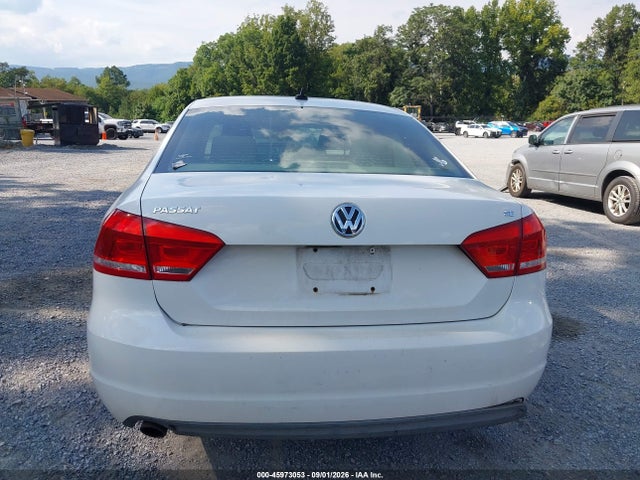 2012 Volkswagen Passat 2.5l Se მანქანა იყიდება აუქციონზე, vin: 1VWBP7A31CC094539, აუქციონის ნომერი: 45973053