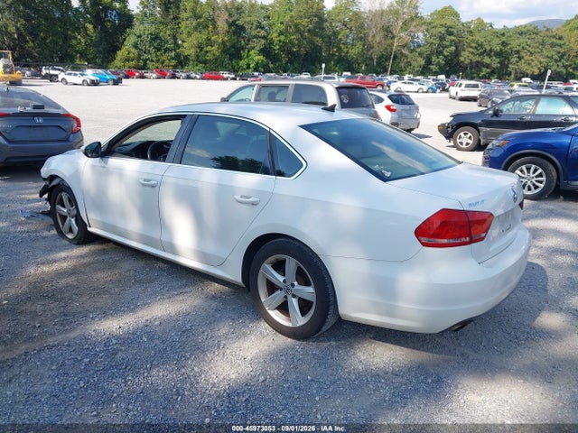 2012 Volkswagen Passat 2.5l Se მანქანა იყიდება აუქციონზე, vin: 1VWBP7A31CC094539, აუქციონის ნომერი: 45973053