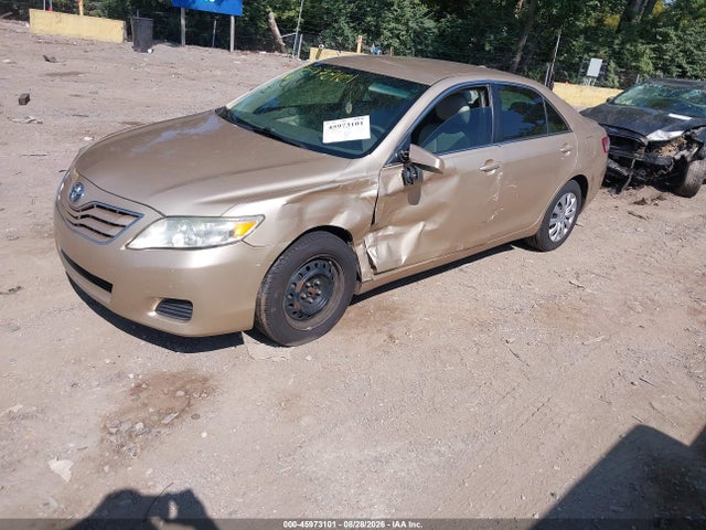 45973101 :رقم المزاد ، 4T1BF3EK0BU686518 vin ، 2011 Toyota Camry Le مزاد بيع