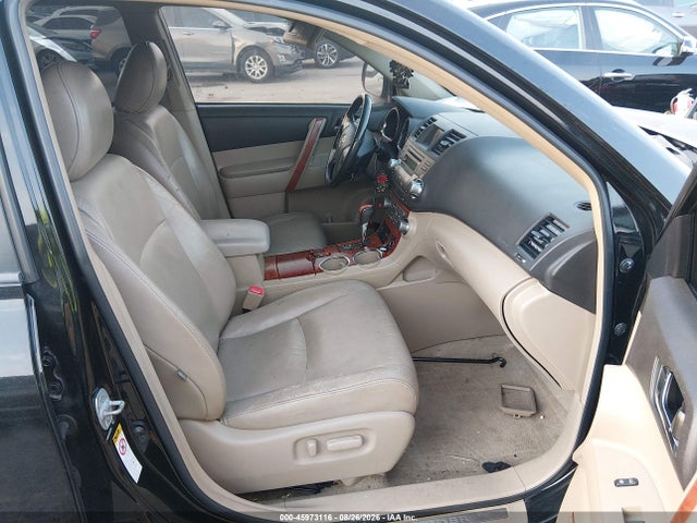 2010 Toyota Highlander Limited V6 მანქანა იყიდება აუქციონზე, vin: 5TDYK3EH2AS004658, აუქციონის ნომერი: 45973116