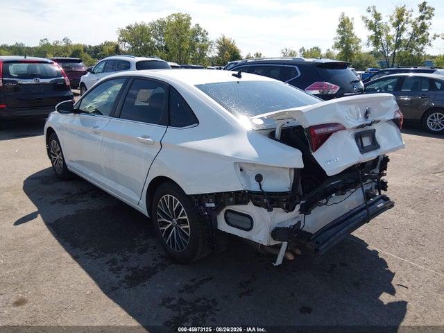 Aukcja sprzedaży 2021 Volkswagen Jetta 1.4t R-line/1.4t Se/s, vin: 3VWC57BU0MM022815, numer aukcji: 45973125