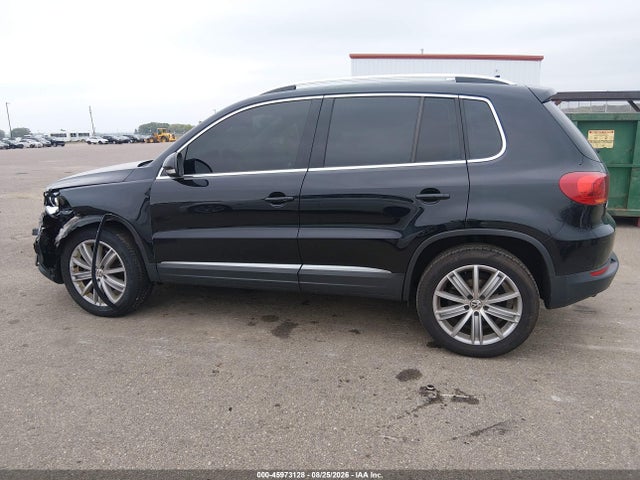 2015 Volkswagen Tiguan Se მანქანა იყიდება აუქციონზე, vin: WVGBV7AX9FW566142, აუქციონის ნომერი: 45973128