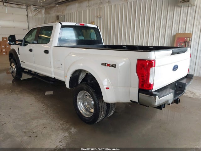 2017 Ford F-450 Xl მანქანა იყიდება აუქციონზე, vin: 1FT8W4DT0HED60557, აუქციონის ნომერი: 45973157