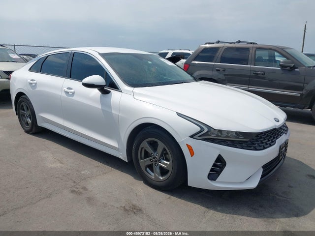 Auction sale of the 2021 Kia K5 Lxs, vin: 5XXG14J22MG014618, lot number: 45973182