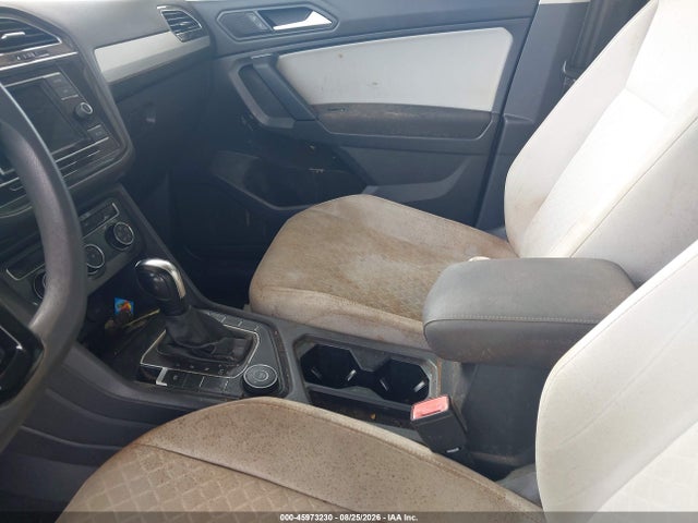 45973230 :رقم المزاد ، 3VV0B7AX8KM038642 vin ، 2019 Volkswagen Tiguan 2.0t S مزاد بيع