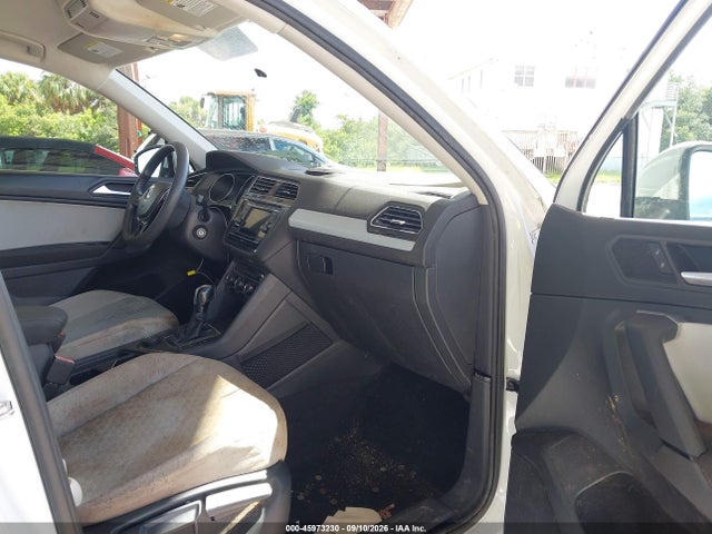 45973230 :رقم المزاد ، 3VV0B7AX8KM038642 vin ، 2019 Volkswagen Tiguan 2.0t S مزاد بيع