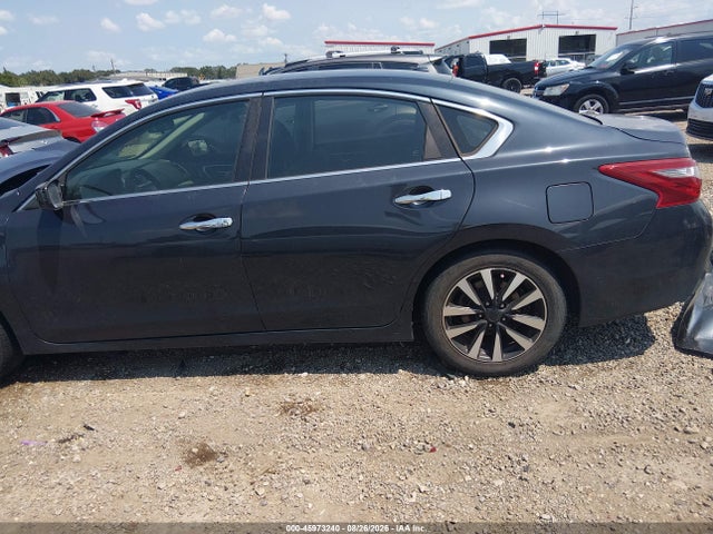 2018 Nissan Altima 2.5 Sv მანქანა იყიდება აუქციონზე, vin: 1N4AL3AP8JC242310, აუქციონის ნომერი: 45973240