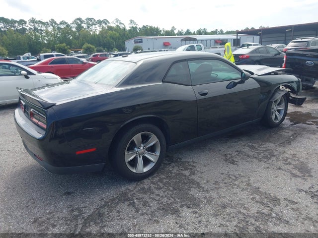 Продаж на аукціоні авто 2018 Dodge Challenger Sxt, vin: 2C3CDZAG1JH110753, номер лоту: 45973252