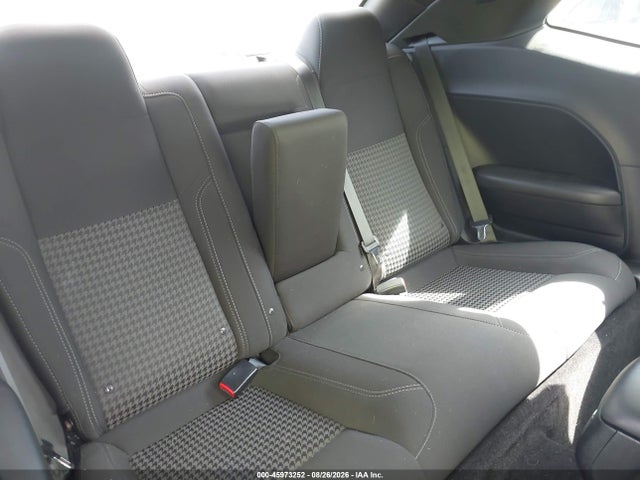 Продаж на аукціоні авто 2018 Dodge Challenger Sxt, vin: 2C3CDZAG1JH110753, номер лоту: 45973252