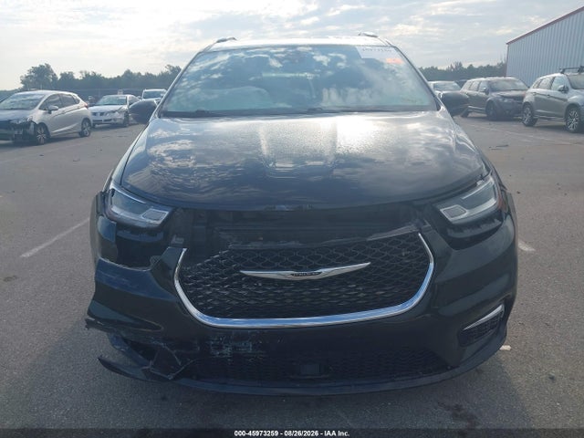 Продажа на аукционе авто 2022 Chrysler Pacifica Touring L, vin: 2C4RC1BG1NR195408, номер лота: 45973259