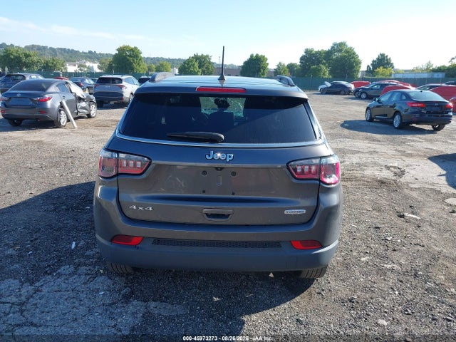 2022 Jeep Compass Latitude 4x4 მანქანა იყიდება აუქციონზე, vin: 3C4NJDBB8NT178757, აუქციონის ნომერი: 45973273