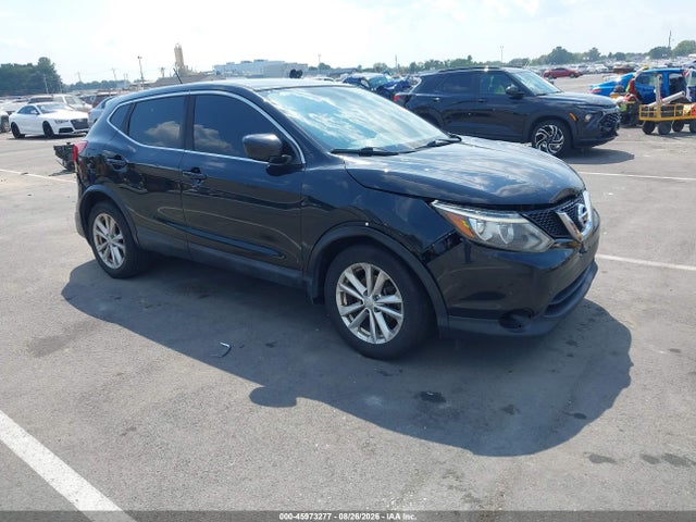45973277 :رقم المزاد ، JN1BJ1CP9HW036009 vin ، 2017 Nissan Rogue Sport S مزاد بيع