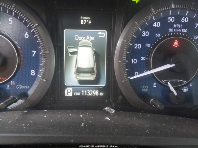 5TDYK3DC0FS598194 Toyota Sienna Xle 8 Passenger
