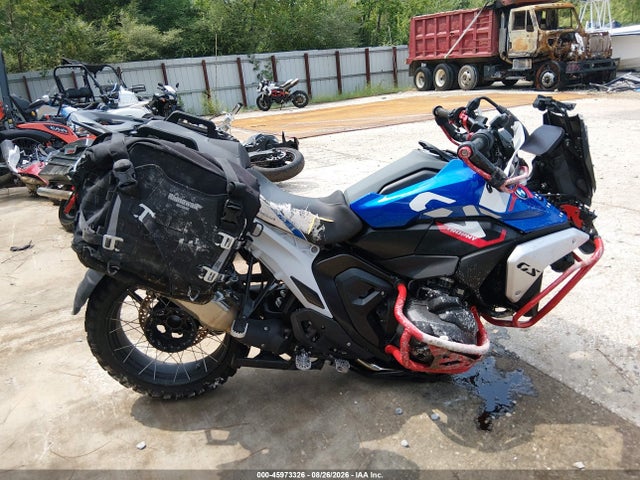 2025 Bmw R 1300 Gs მანქანა იყიდება აუქციონზე, vin: WB10M2309S6L52356, აუქციონის ნომერი: 45973326