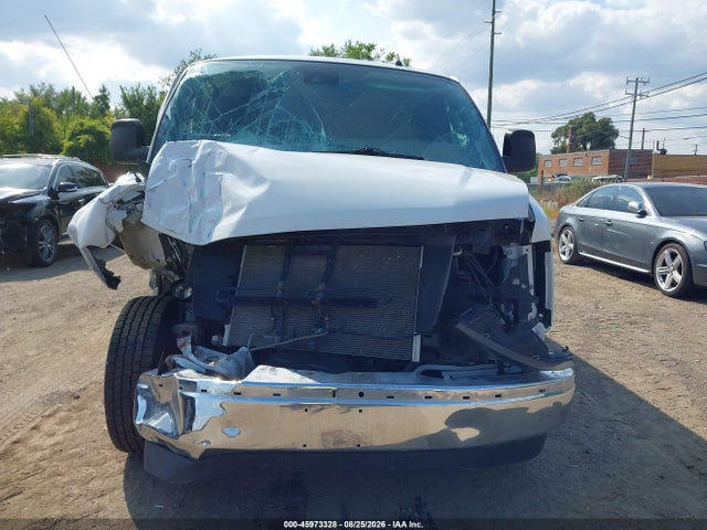 Продажа на аукционе авто 2020 Chevrolet Express Passenger Rwd 3500 Extended Wheelbase Lt, vin: 1GAZGPFGXL1116684, номер лота: 45973328