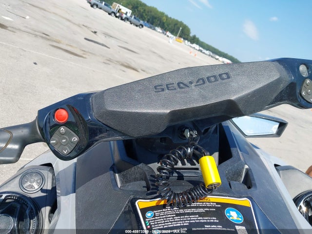 Продажа на аукционе авто 2023 Sea Doo Other, vin: YDV08428I223, номер лота: 45973369