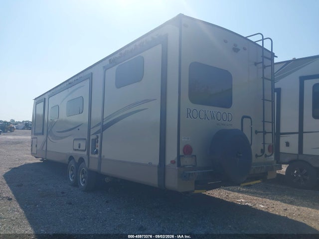 45973376 :رقم المزاد ، 4X4TRLE28JZ155529 vin ، 2018 Forest River Rockwood 2909 Ws مزاد بيع