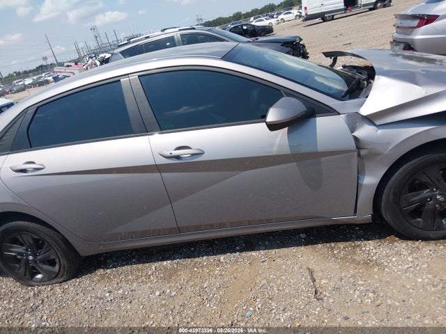 2023 Hyundai Elantra Hybrid Blue მანქანა იყიდება აუქციონზე, vin: KMHLM4AJ5PU088980, აუქციონის ნომერი: 45973396