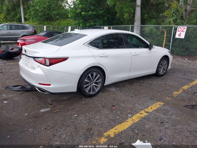 45973418 :رقم المزاد ، 58ABZ1B19KU009662 vin ، 2019 Lexus Es 350 مزاد بيع