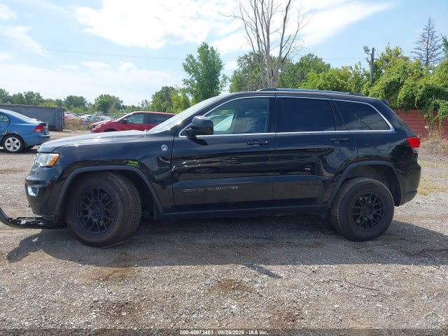 45973461 :رقم المزاد ، 1C4RJFAGXJC348598 vin ، 2018 Jeep Grand Cherokee Laredo E 4x4 مزاد بيع