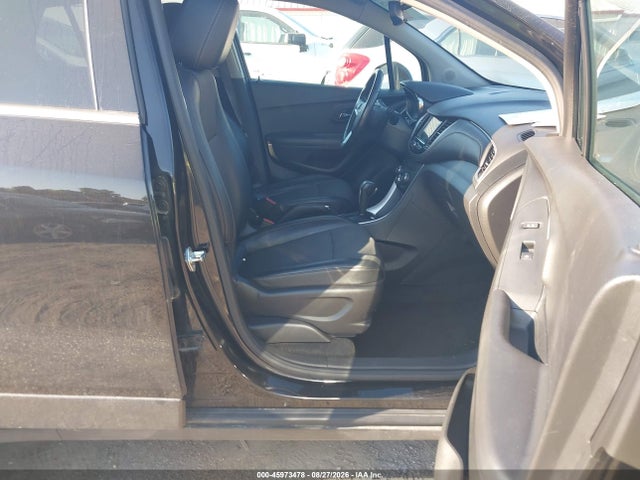 KL7CJPSB0KB957234 Chevrolet Trax Lt
