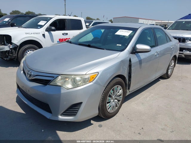 45973502 :رقم المزاد ، 4T1BF1FK2CU060974 vin ، 2012 Toyota Camry Le مزاد بيع