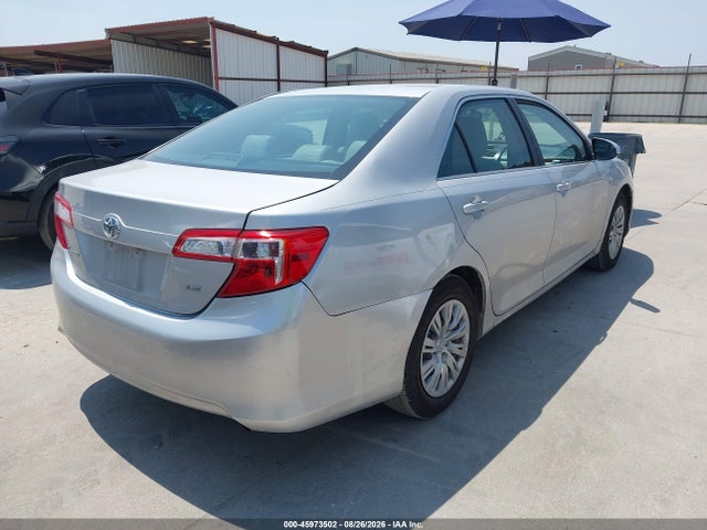 45973502 :رقم المزاد ، 4T1BF1FK2CU060974 vin ، 2012 Toyota Camry Le مزاد بيع