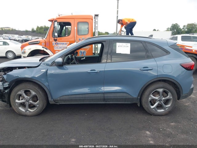 45973539 :رقم المزاد ، 1FMCU9NZ7SUB42379 vin ، 2025 Ford Escape St-line Select مزاد بيع