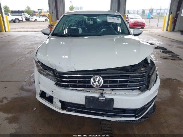 Aukcja sprzedaży 2017 Volkswagen Passat 1.8t Se, vin: 1VWBT7A38HC030002, numer aukcji: 45973542