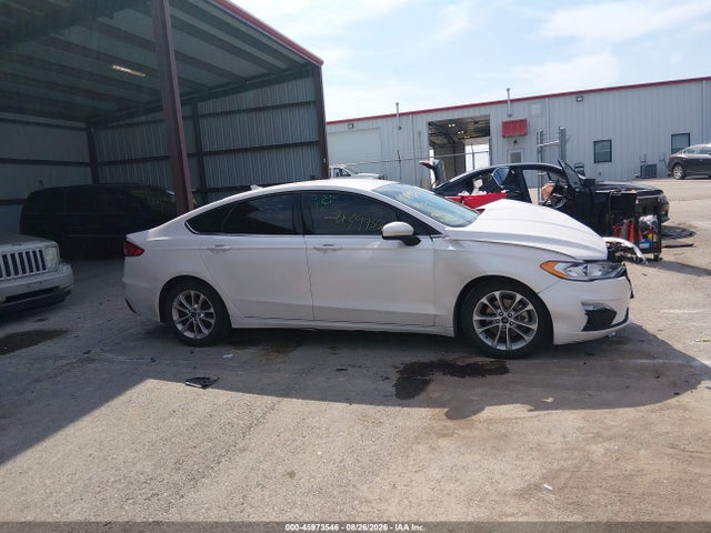 45973546 :رقم المزاد ، 3FA6P0HD5KR283792 vin ، 2019 Ford Fusion Se مزاد بيع