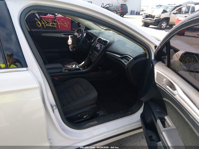 45973546 :رقم المزاد ، 3FA6P0HD5KR283792 vin ، 2019 Ford Fusion Se مزاد بيع