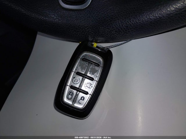 45973552 :رقم المزاد ، 2C4RC1DG9HR517794 vin ، 2017 Chrysler Pacifica Touring مزاد بيع