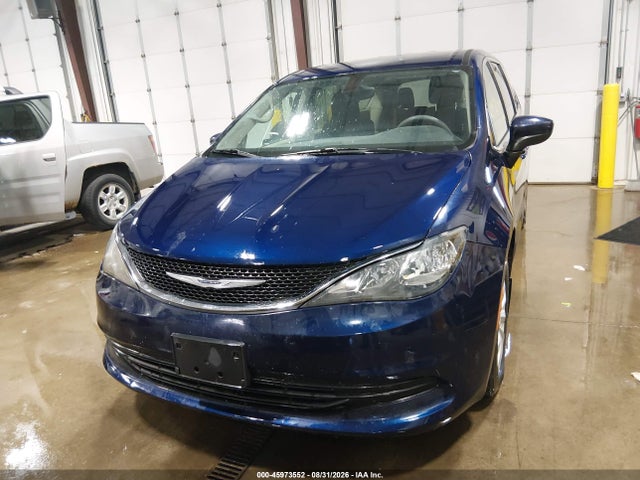 45973552 :رقم المزاد ، 2C4RC1DG9HR517794 vin ، 2017 Chrysler Pacifica Touring مزاد بيع