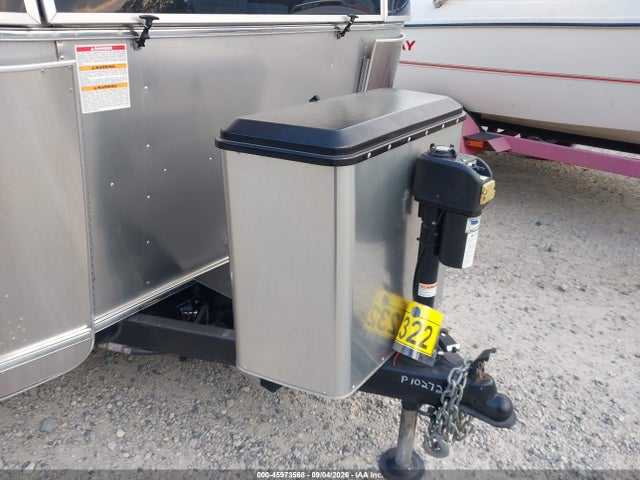 45973568 :رقم المزاد ، 1STHMAC17NJ560005 vin ، 2022 Airstream Caravel مزاد بيع
