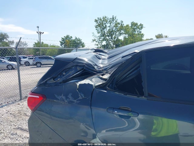 Продажа на аукционе авто 2018 Chevrolet Equinox Lt, vin: 3GNAXSEV3JS544865, номер лота: 45973612